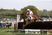 Race 1 Maiden